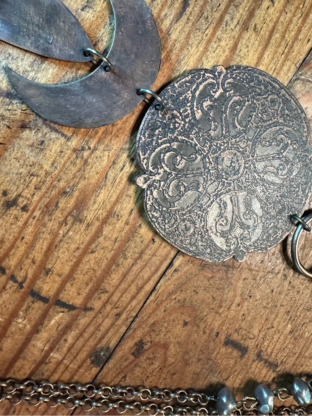upcycled rustic necklace - Picture 3 of 7